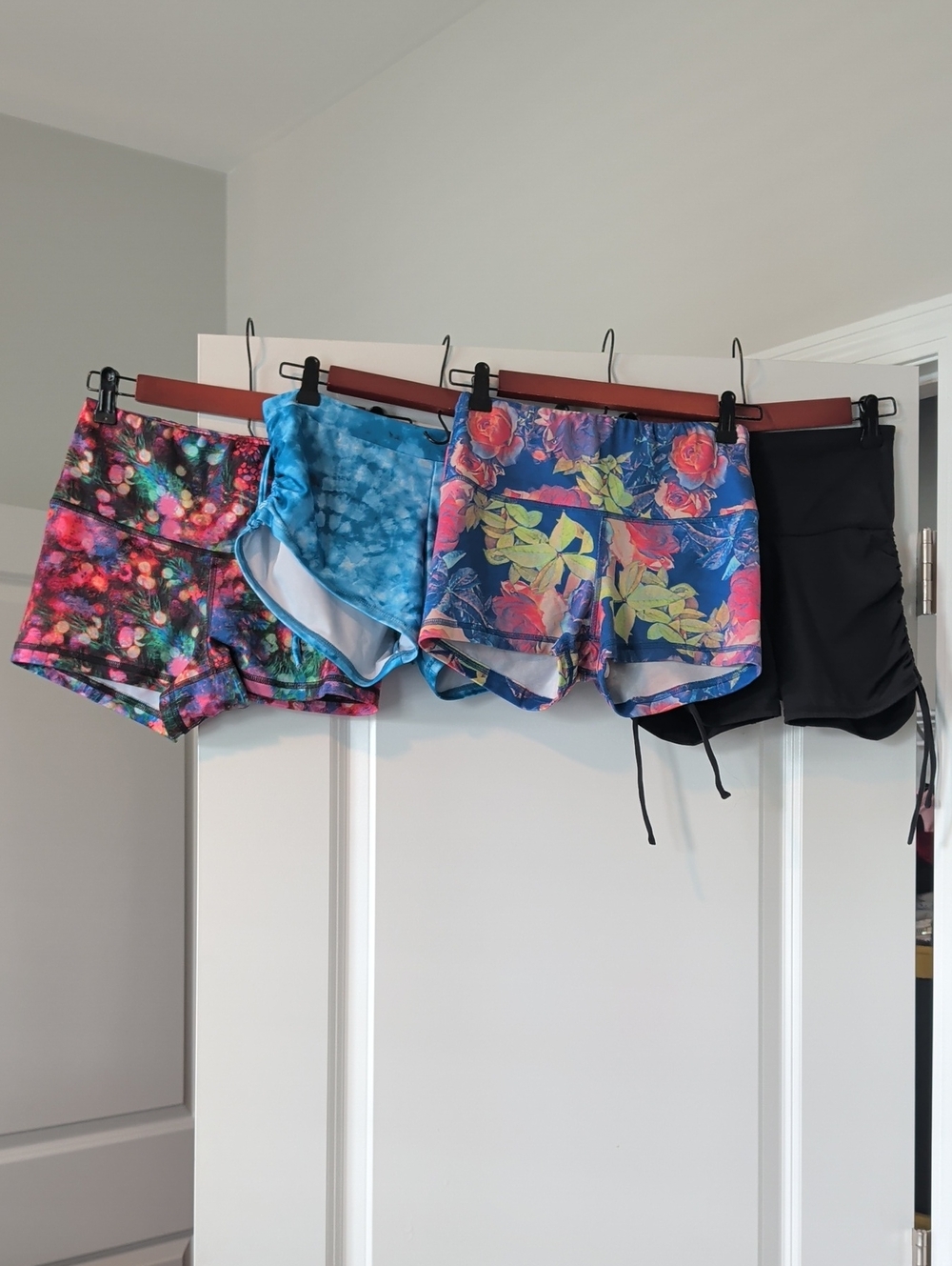 4 Pr Women's Athletic Shorts